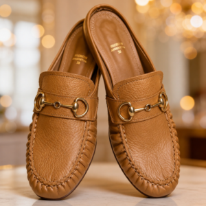 MOCASIN STYLE SUELA